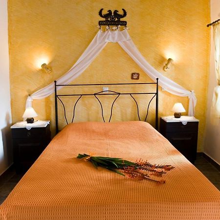Pepi'S Rooms Triovasalos ภายนอก รูปภาพ