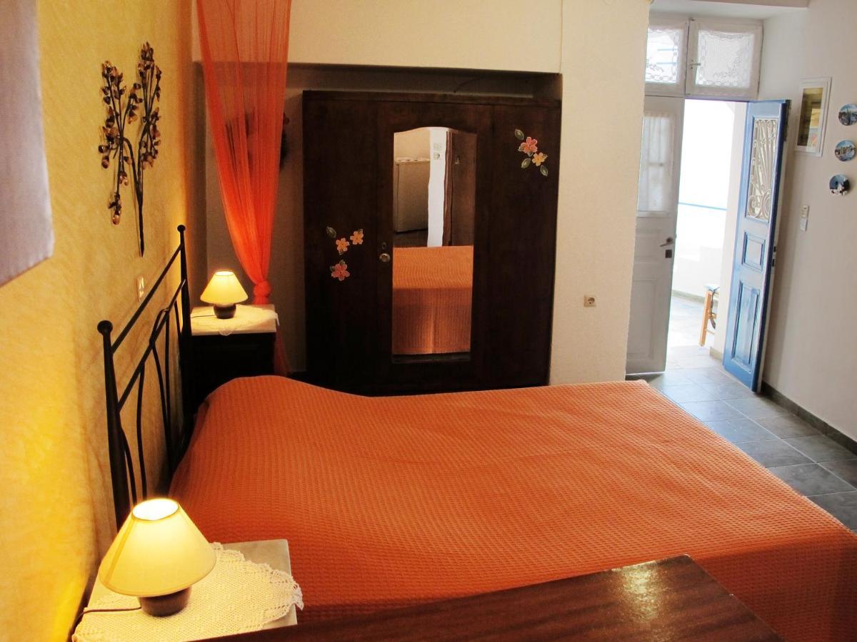 Pepi'S Rooms Triovasalos ภายนอก รูปภาพ