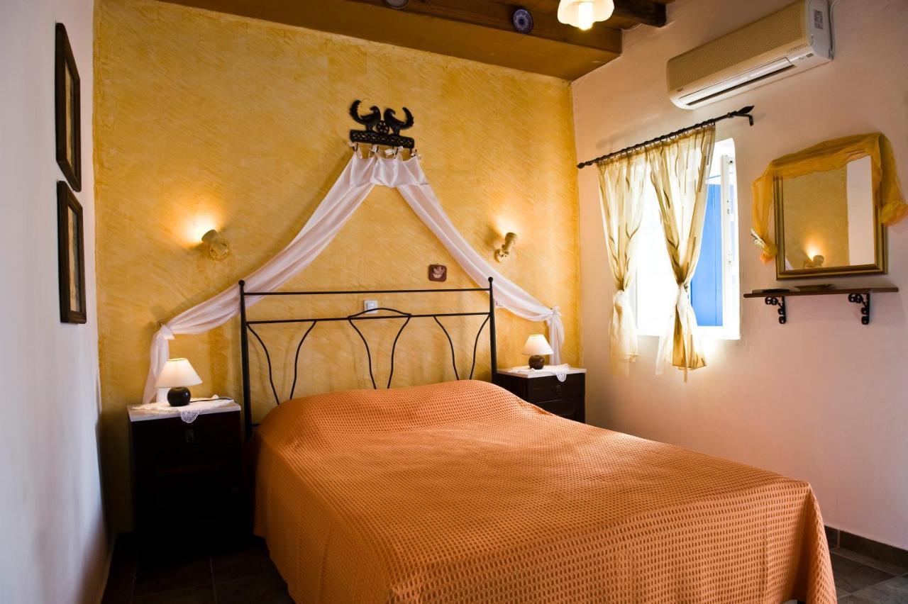 Pepi'S Rooms Triovasalos ภายนอก รูปภาพ