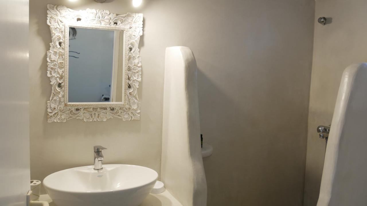 Pepi'S Rooms Triovasalos ภายนอก รูปภาพ