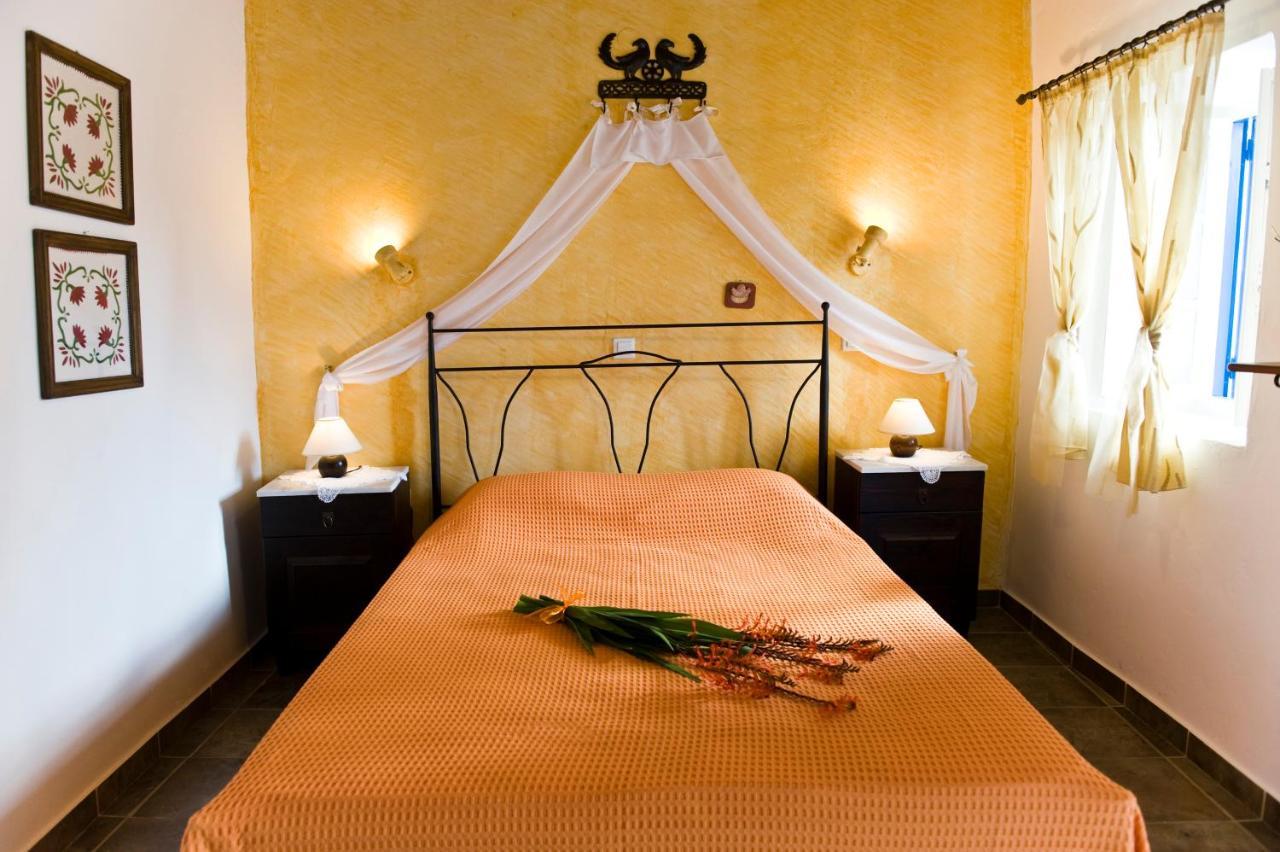 Pepi'S Rooms Triovasalos ภายนอก รูปภาพ