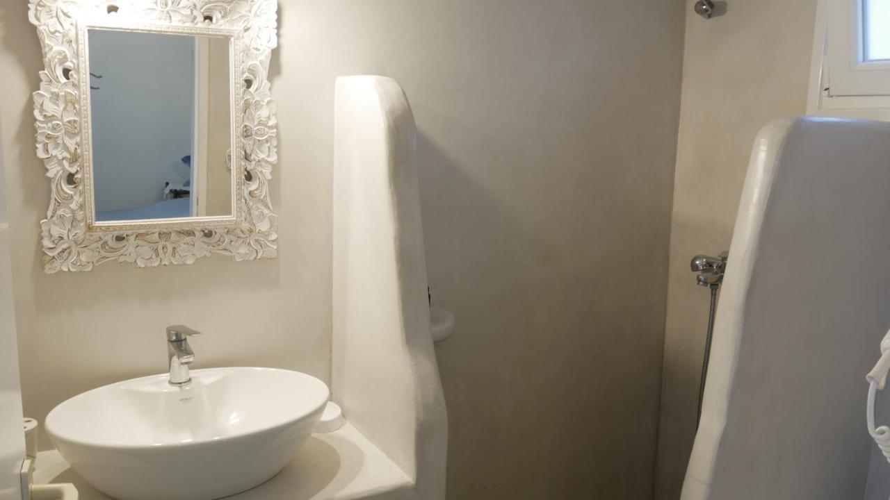Pepi'S Rooms Triovasalos ภายนอก รูปภาพ